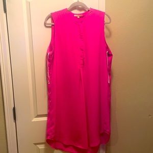 Gibson and Latimer pink Sleeveless dress v neck